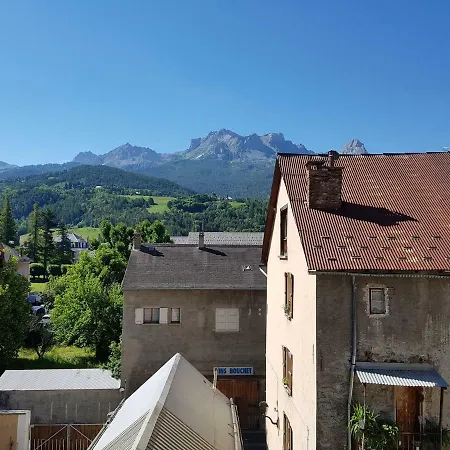 Appartement Barcelonnette 公寓 巴斯洛内特